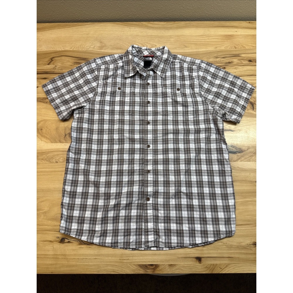 The North Face Short Sleeve Shirt Men's Size Large Gray Plaid Casual Outdoor